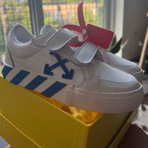 Off-White vulcanized toddler sneakers